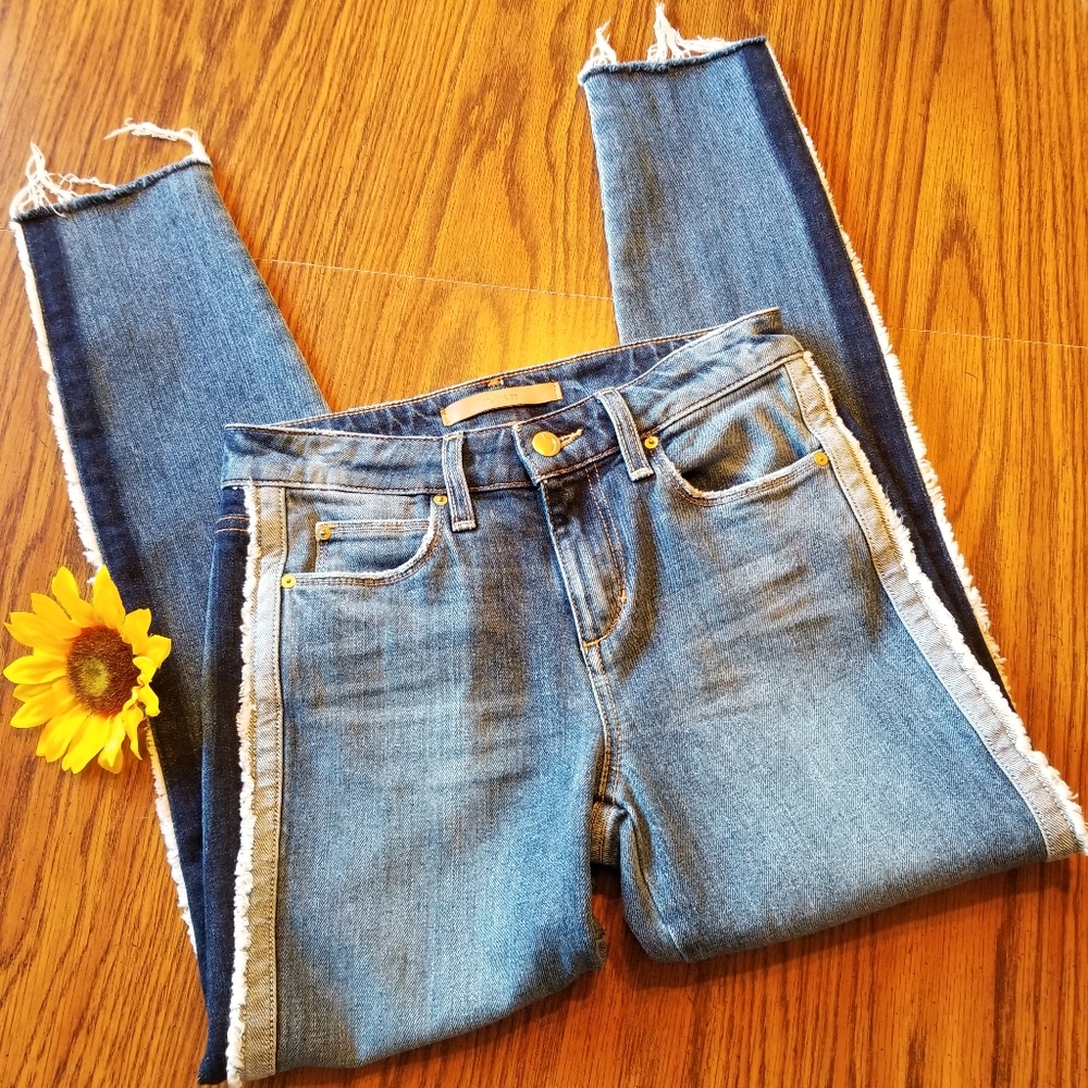 Joe's Jeans Icon Tuxedo Stripe Mid Rise Skinny Crop Madera 25w